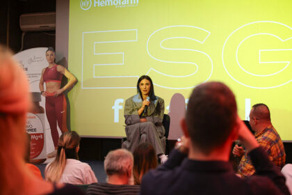 ivana-spanovic-u-razgovoru-sa-studentima