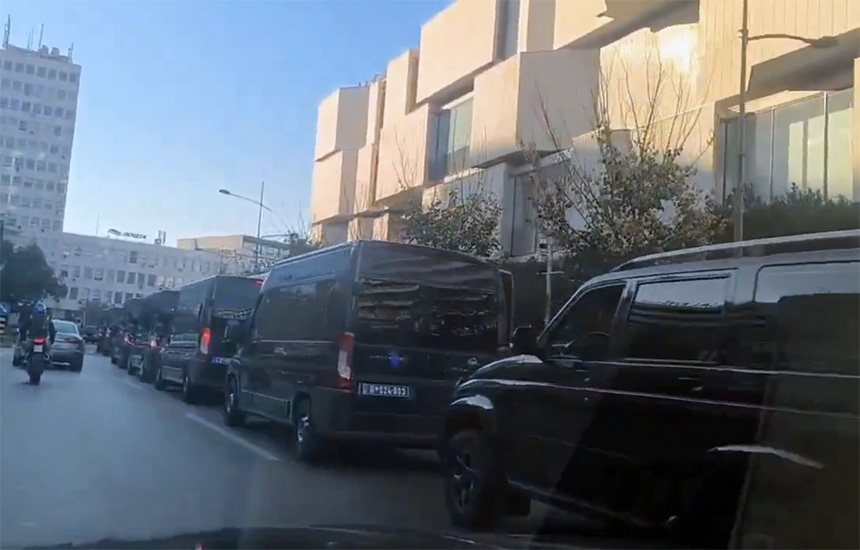 jake-policijske-snage-uoci-protesta-u-novom-sadu