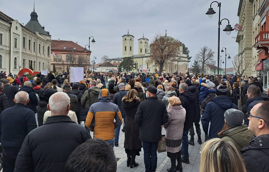 • N2 portal zastani-srbijo-protest-cacak
