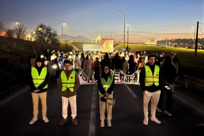 blokada-ibarske-magistrale-u-gornjem-milanovcu