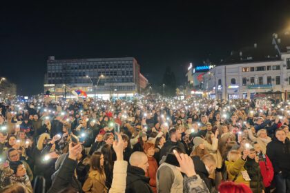protestna-setnja-cacak-protest-foto-nenad-nesovic-n2 (17)