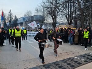 protestna-setnja-cacak-protest-foto-nenad-nesovic-n2 (3)