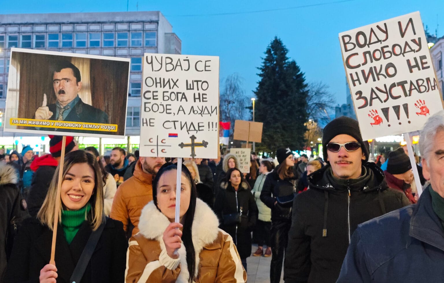 transparenti-protest-cacak-foto-nenad-nesovic-n2