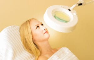 kozmeticar-lampa-lupa