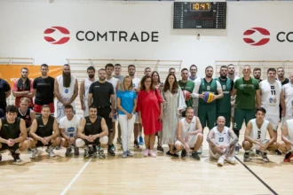 Učesnici humanitarnog turnira u basketu