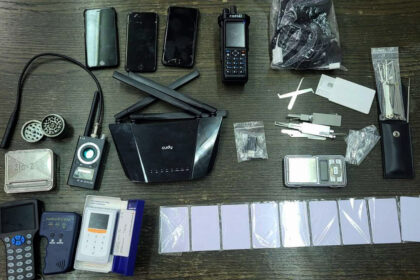 Specijalizovana oprema za zloupotrebu platnih kartica