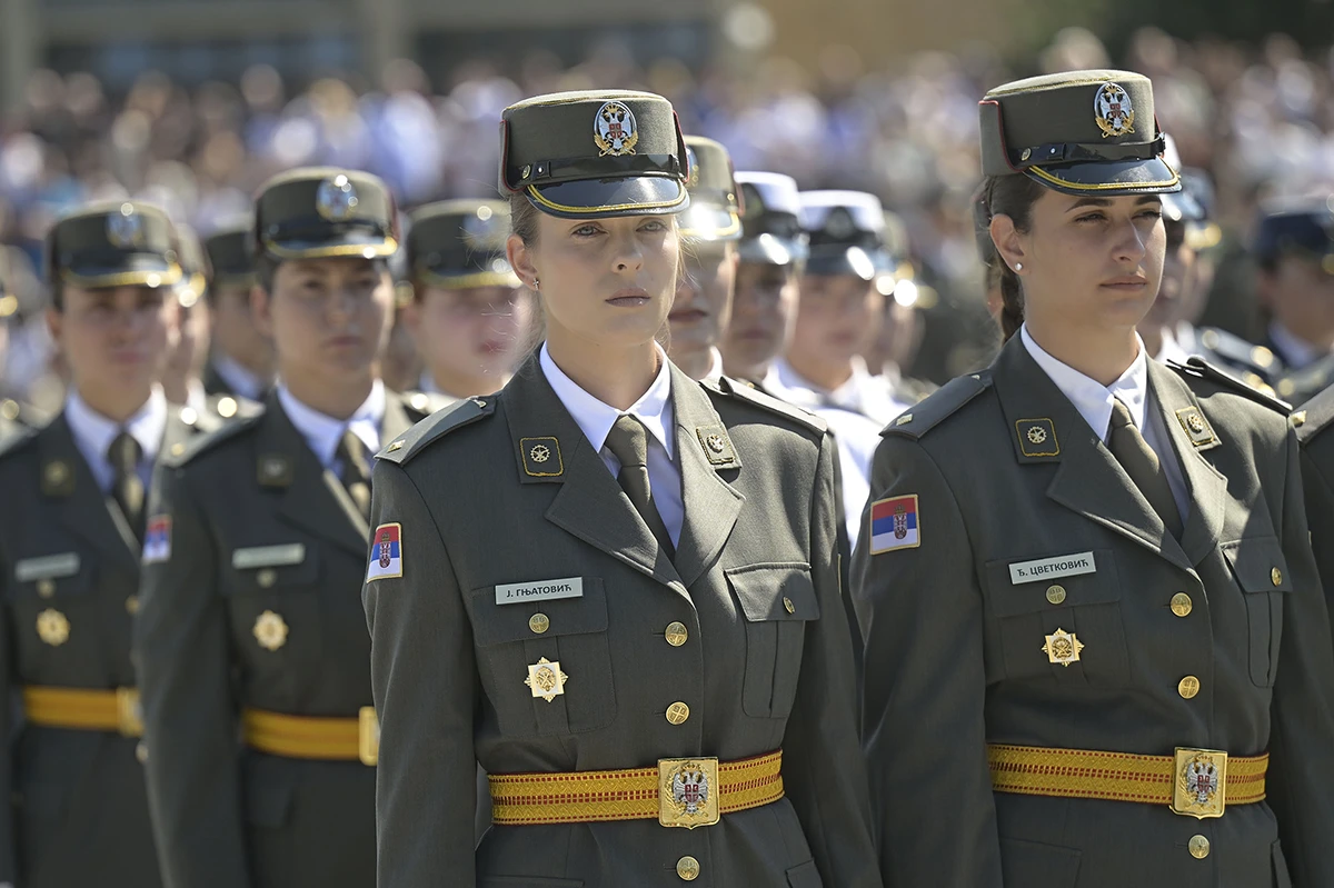 Kadetkinje Vojske Srbije