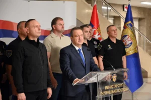 Ministar i direktor policije