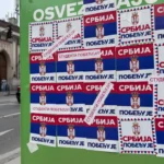 Nalepnice Srbija pobeđuje i Studenti pobeđuju