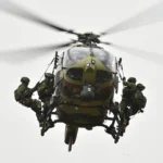 Specijalna jedinica Vojske Srbije na helikotperu