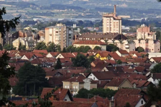 Pogled na Čačak sa Spomen parka