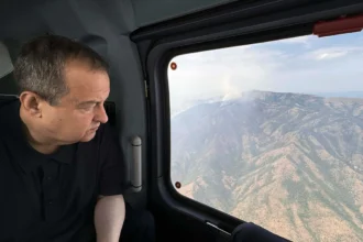 Ivica Dačić u helikopteru