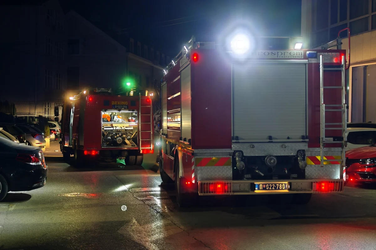 • N2 portal Požar u kafiću Ribusto, bivši Samuraj Čačak