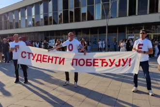 studenti pobeđuju