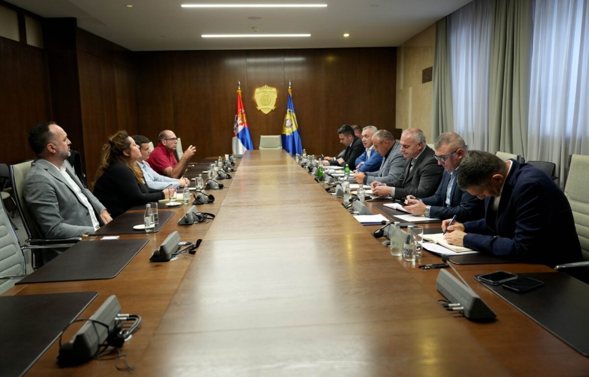 • N2 portal Predstavnici akademske zajednice na sastanku u MUP-u