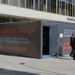 „Crna kutija – Blokaderska Srbija“ postavljena je u Čačku