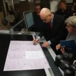 Počelo štampanje 6,45 miliona glasačkih listića za izbore 25. oktobra